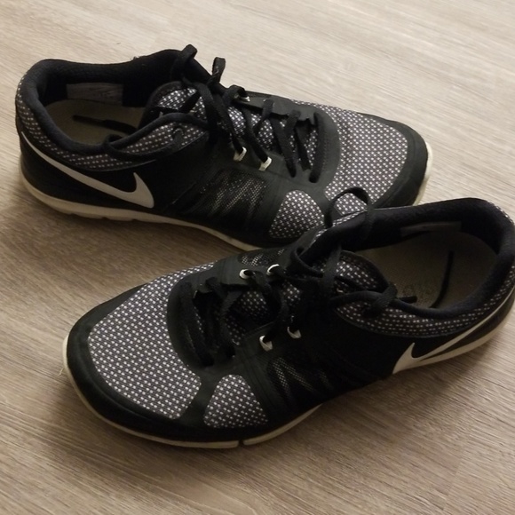 Shoes - Picture 2 of 2